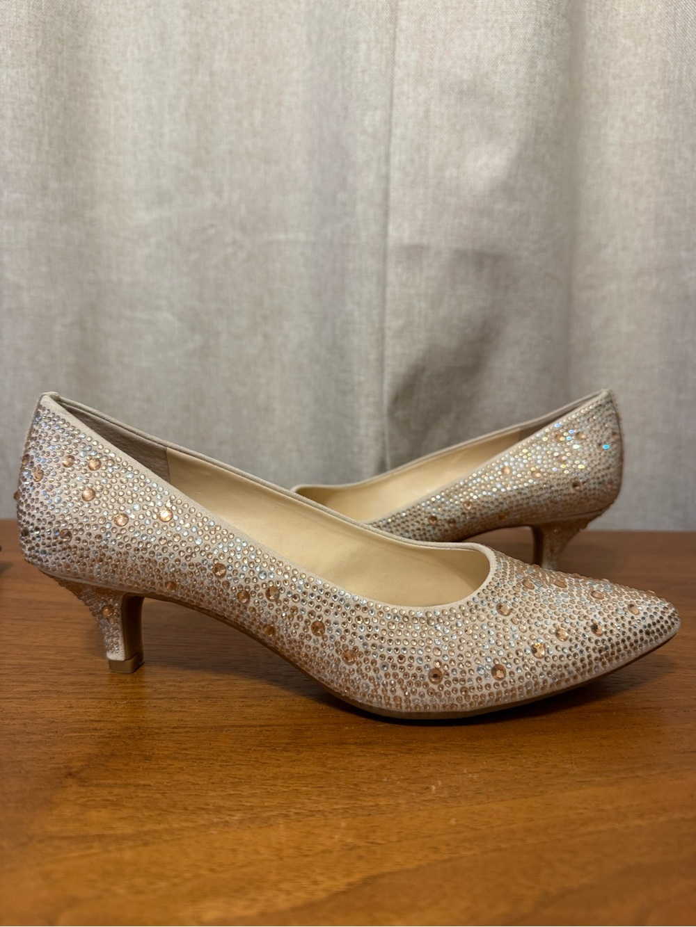Women's Rhinestone Embellished Low Heel Pumps - Champagne size 8
